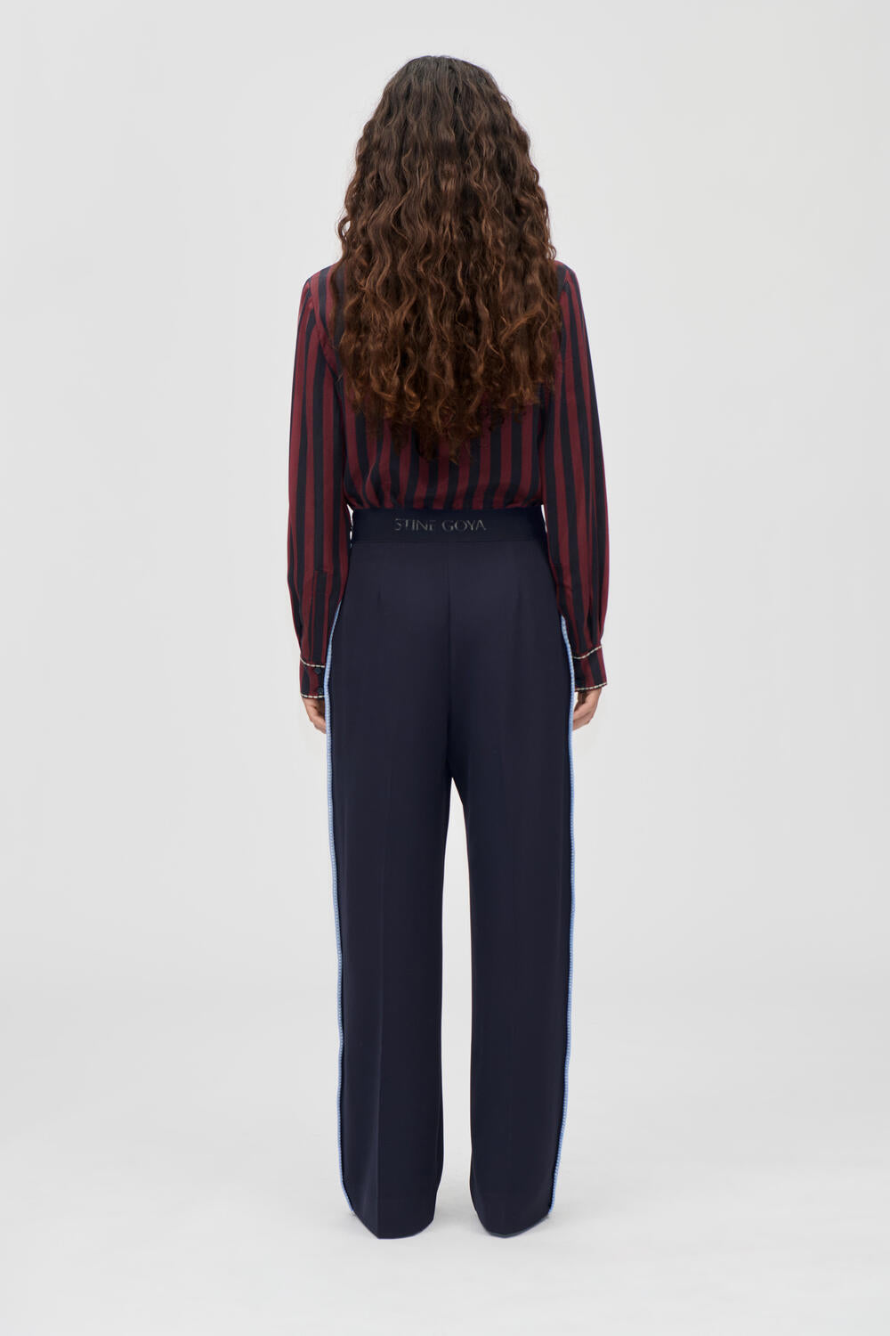 Stribet skjorte - Navy and Burgundy Wallpaper Stripes